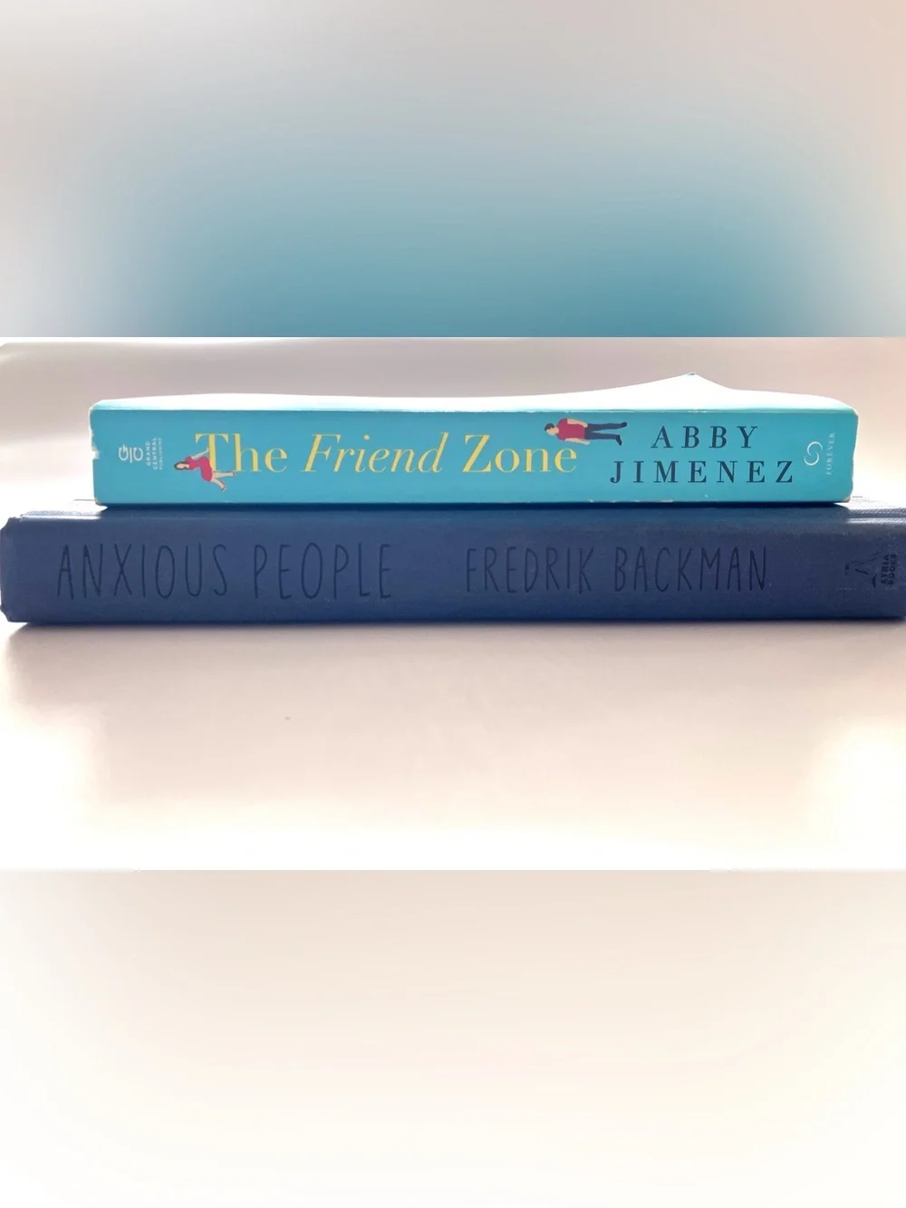 2 Book Bundle | Fiction | The Friend Zone + Anxious People - Picture 1 of 8